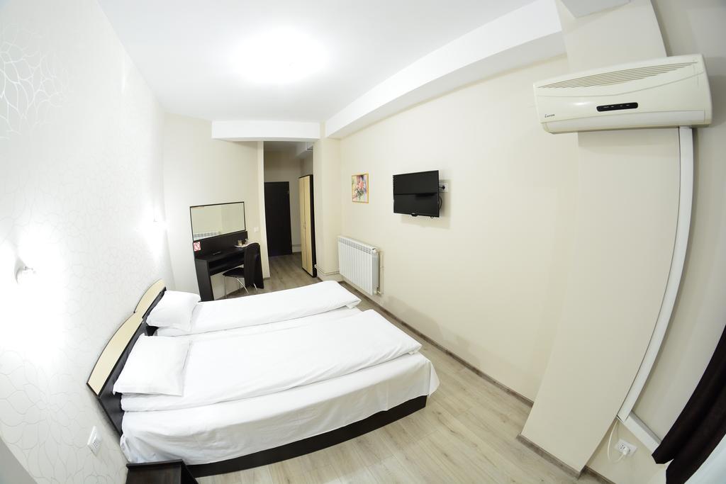 Casa Cojocaru- Camere De Inchiriat In Scop Turistic Дробета-Турну-Северин Екстер'єр фото
